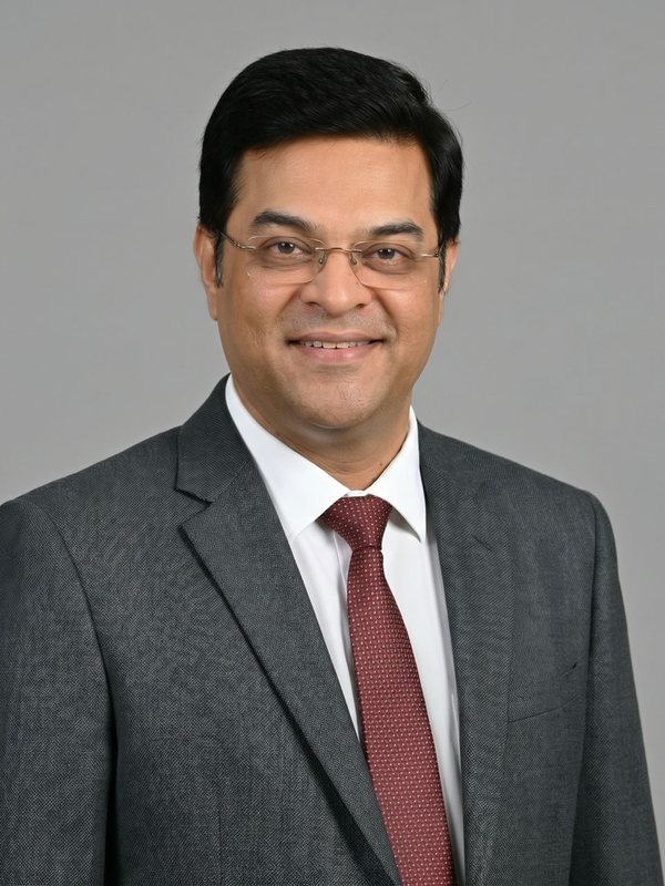 Dr. Alok Shrivastav